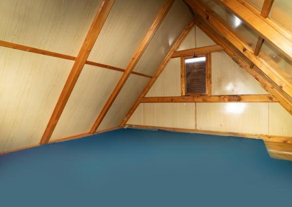 Na predaj rekreačná chatka so súkromným pozemkom v Beckove.