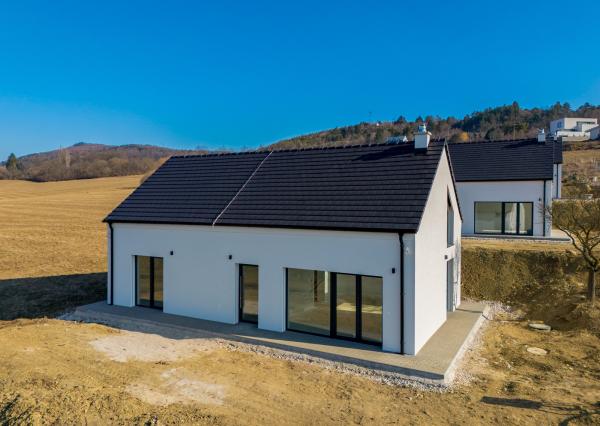 Na predaj 3 moderné viladomy v obci Lubina – Hrnčiarové