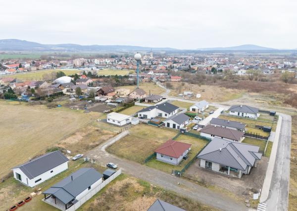 Na predaj pozemok vhodný na výstavbu rodinnému domu v Zohore