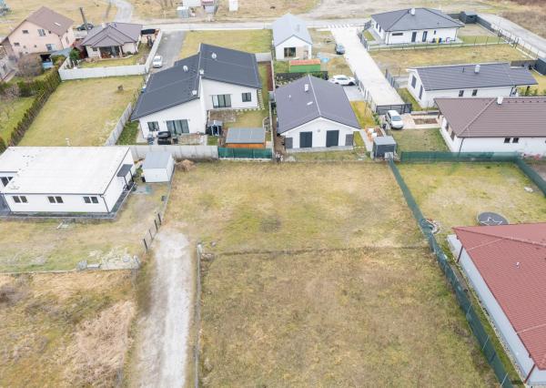 Na predaj pozemok vhodný na výstavbu rodinnému domu v Zohore