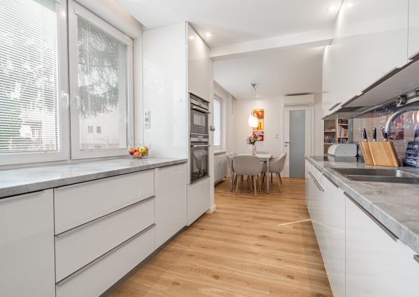 Na predaj 4-izbový byt s bytovou jednotkou v Bernolákove