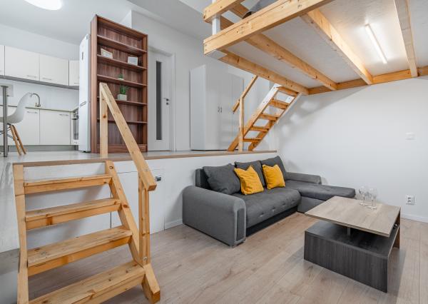 Na predaj 4-izbový byt s bytovou jednotkou v Bernolákove