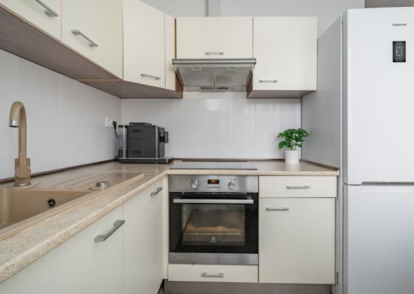 Na predaj 4-izbový byt s bytovou jednotkou v Bernolákove