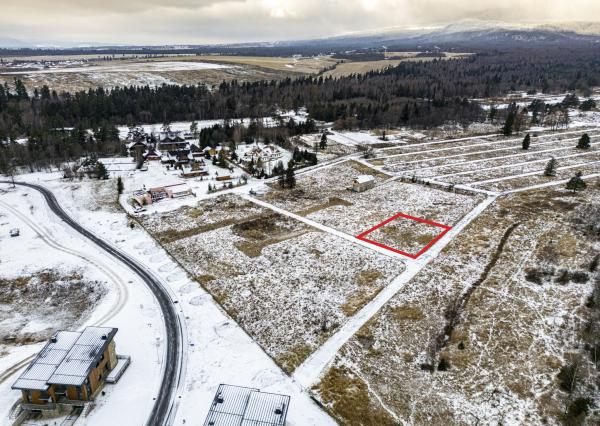 Na predaj rozľahlý pozemok v lokalite Rozprávkovo – Tatranská Lomnica