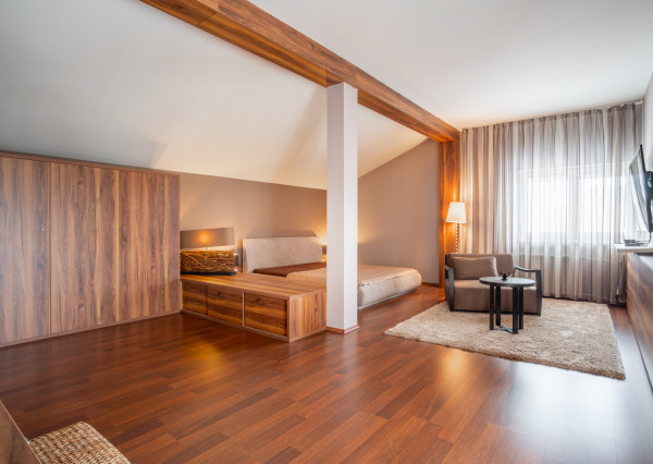 Na predaj dvojgeneračný rodinný dom s jedinečným interiérom v Lozorne