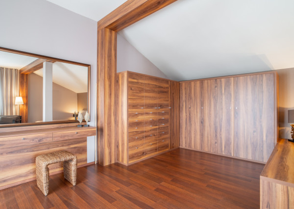 Na predaj dvojgeneračný rodinný dom s jedinečným interiérom v Lozorne