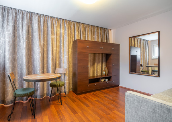 Na predaj dvojgeneračný rodinný dom s jedinečným interiérom v Lozorne