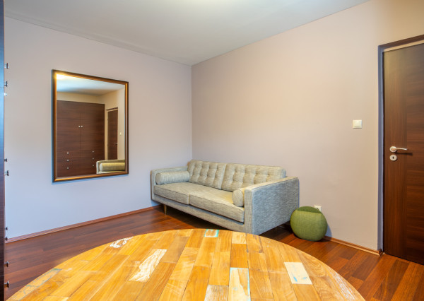 Na predaj dvojgeneračný rodinný dom s jedinečným interiérom v Lozorne