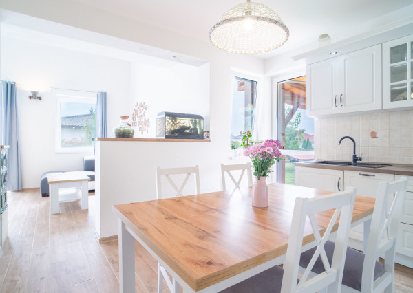 Na predaj príjemný 4-izbový rodinný dom v Lehniciach