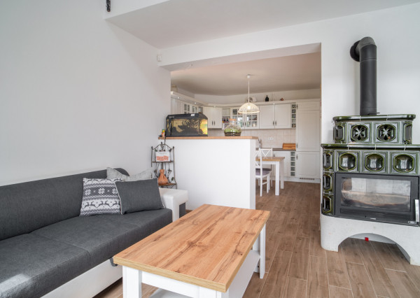 Na predaj príjemný 4-izbový rodinný dom v Lehniciach