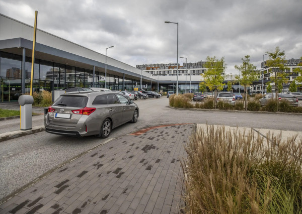 Na prenájom nadštandardne zariadený 2-izbový byt v novostavbe Slnečnice