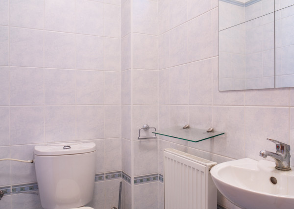 Na predaj nadštandardný 4-izbový byt s garážovým parkovacím státím v Starom Meste