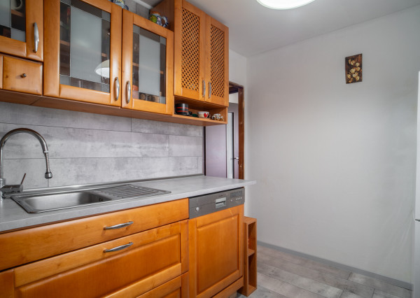 Na predaj 3-izbový byt v pokojnej lokalite Mostu pri Bratislave