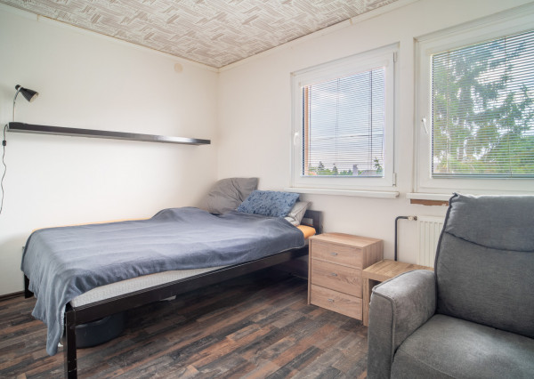 Na predaj 3-izbový byt v pokojnej lokalite Mostu pri Bratislave