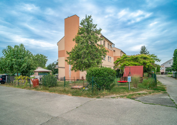 Na predaj 3-izbový byt v pokojnej lokalite Mostu pri Bratislave