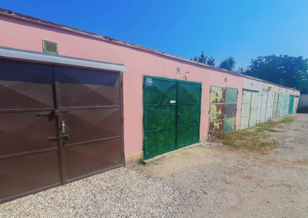 Na prenájom murovaná garáž v Stupave