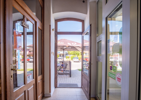 Na predaj komerčná budova v centre mesta Spišská Stará Ves so skvelým investičným potenciálom