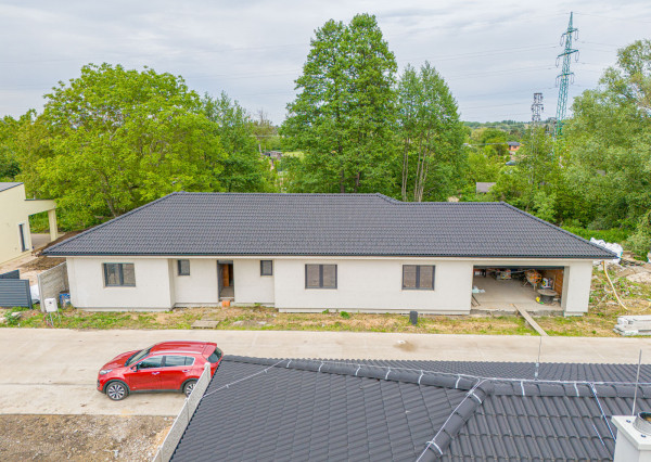 Na predaj nadštandardná 5-izbová novostavba rodinného domu v pokojnej časti Nových Zámkov