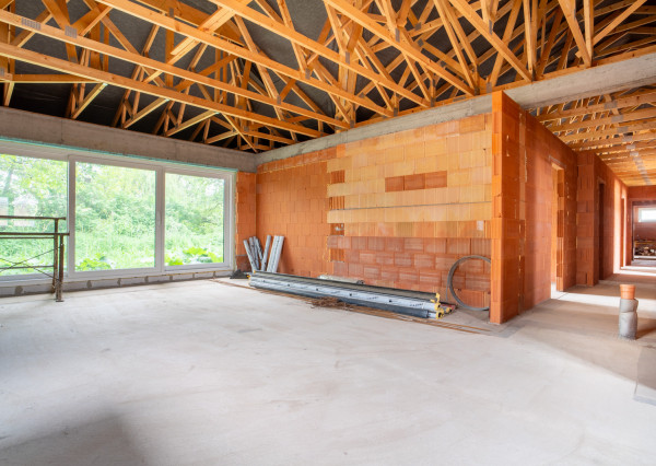 Na predaj nadštandardná 5-izbová novostavba rodinného domu v pokojnej časti Nových Zámkov