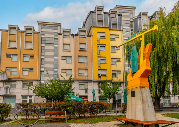 Na predaj gastroprevádzka s vonkajšou terasou v Karlovej Vsi