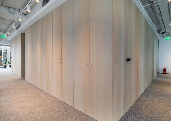 Na prenájom kompletne zariadené kancelárske priestory v Park One v Bratislave