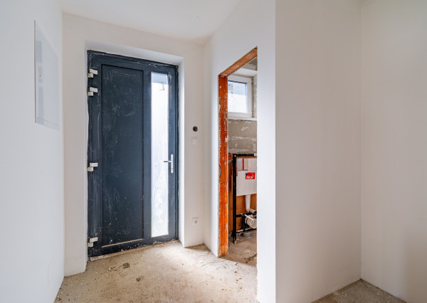 Na predaj jedinečný 4-izbový rodinný dom s terasou v Hrnčiarovciach nad Parnou