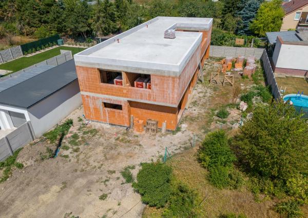 Na predaj nadštandardný 3-izbový byt s vlastnou záhradou v Kráľovej pri Senci