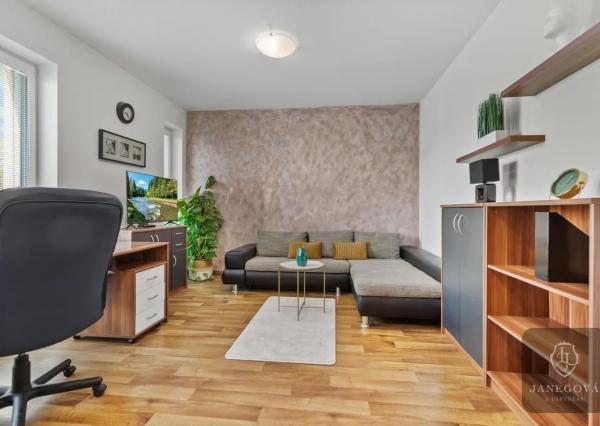 PREVÁDZKOVO - UBYTOVACIA BUDOVA KTORÁ GENERUJE ZAUJÍMAVÉ ZISKY