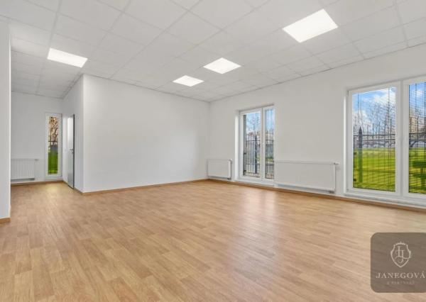 PREVÁDZKOVO - UBYTOVACIA BUDOVA KTORÁ GENERUJE ZAUJÍMAVÉ ZISKY