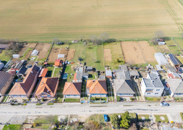 Na predaj rodinný dom v tichej uličke v obci Šurianky