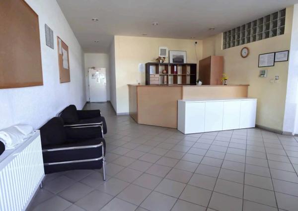 REZERVOVANÉ: Na prenájom administratívny priestor o výmere 39 m2 v Stupave – 103