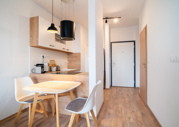 Na prenájom 1,5-izbový byt vo vyhľadávanej časti Slnečnice v Bratislave