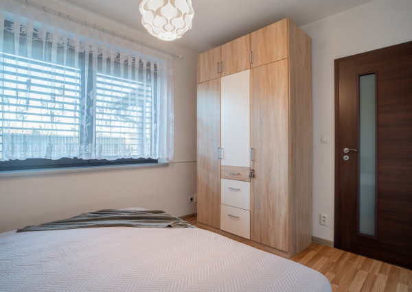 REZERVOVANÉ - Na predaj klimatizovaný 4-izbový rodinný dom s garážou a možnosťou prerobenia na 5-izbový v Senci