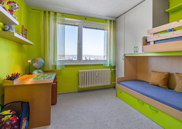 REZERVOVANÉ: Na predaj zrekonštruovaný 3-izbový byt vo vyhľadávanej časti Podunajských Biskupíc