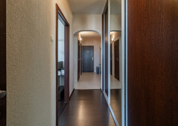 REZERVOVANÉ: Na predaj zrekonštruovaný 3-izbový byt vo vyhľadávanej časti Podunajských Biskupíc