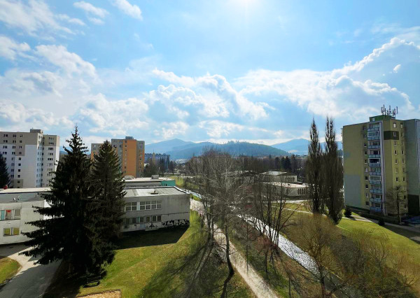 Na predaj 3-izbový byt v Považskej Bystrici