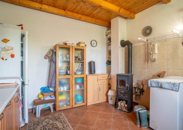 Na predaj rekreačný pozemok so záhradnou chatou v Stupave