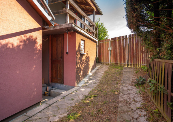 Na predaj rekreačný pozemok so záhradnou chatou v Stupave