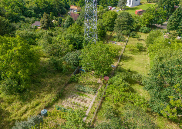 Na predaj rekreačný pozemok so záhradnou chatou v Stupave
