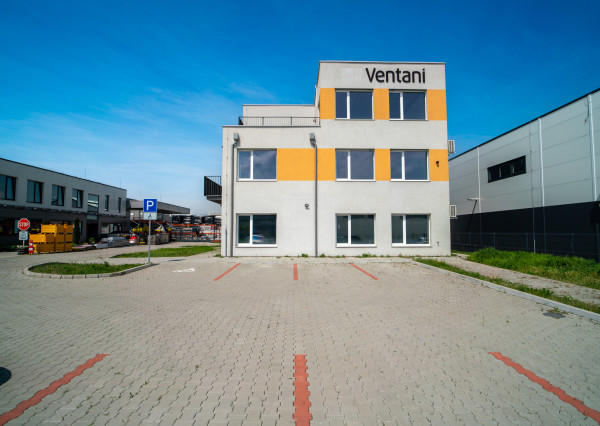 Na predaj 3-podlažná polyfunkcia na Zavarskej ulici v Trnave