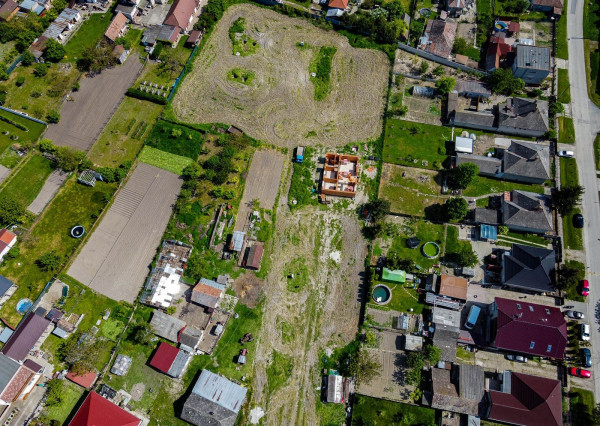 Na predaj 4-izbový dvojdom v obci Jelka, Čerešňová alej