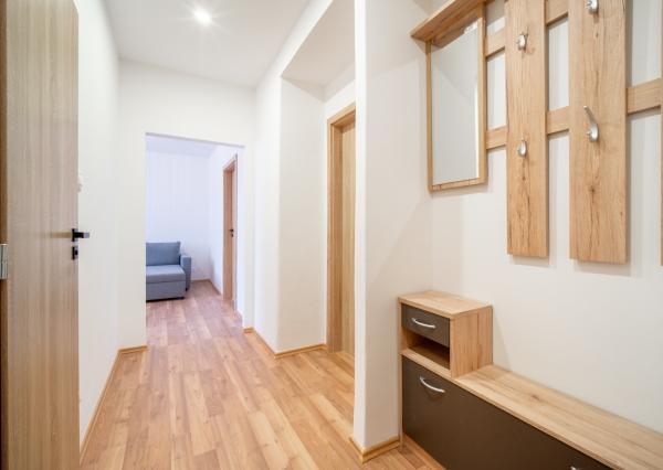 Na prenájom 3-izbový byt v Bratislave-Nové Mesto