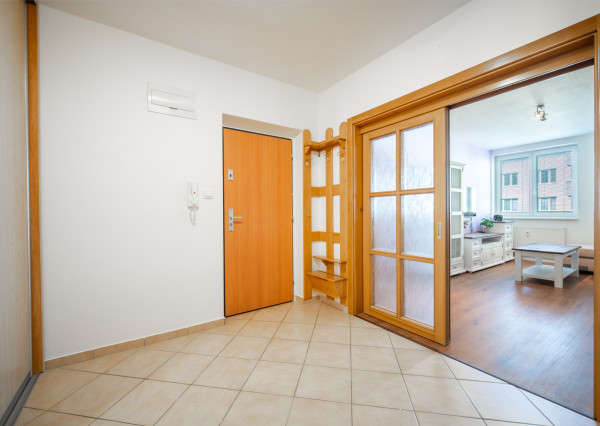 Na prenájom 2-izbový byt na Píniovej ulici v Bratislave