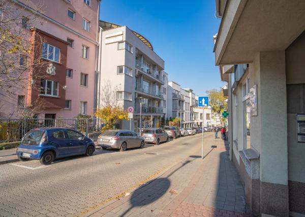 Na prenájom kancelársky priestor na Zámockej ulici priamo pod Bratislavským hradom