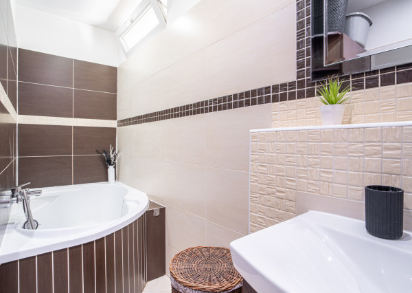 Na predaj kompletne zrekonštruovaný 3-izbový byt v Chtelnici