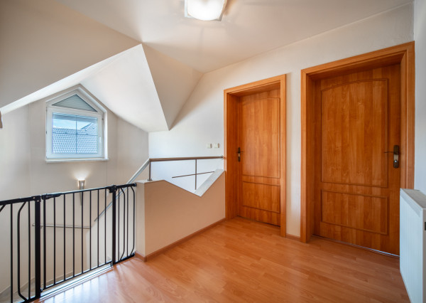 REZERVOVANÉ: Na predaj 4-izbový rodinný dom neďaleko centra Malaciek