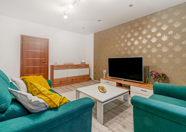 REZERVOVANÉ: Na predaj 5-izbový rodinný dom s garážou v Trnave – časť Tulipán