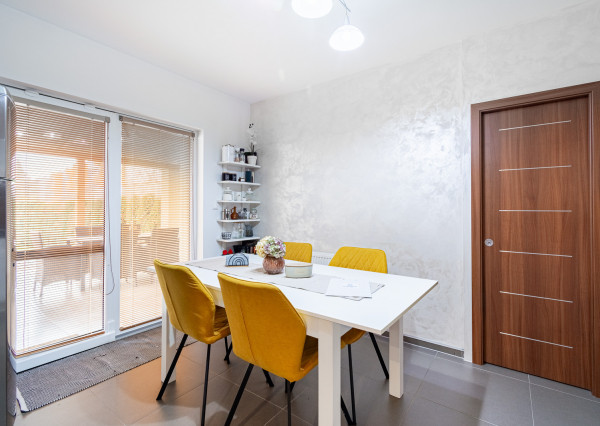 REZERVOVANÉ: Na predaj 5-izbový rodinný dom s garážou v Trnave – časť Tulipán