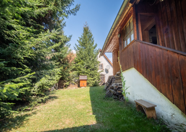 Na predaj tradičná drevenica v malebnom prostredí obce Východná