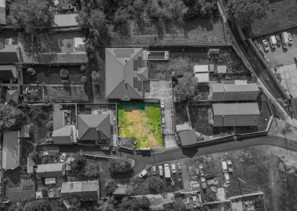 REZERVOVANÉ:Na predaj pozemok so stavebným povolením a projektom k rodinnému domu v obci Vysoká pri Morave